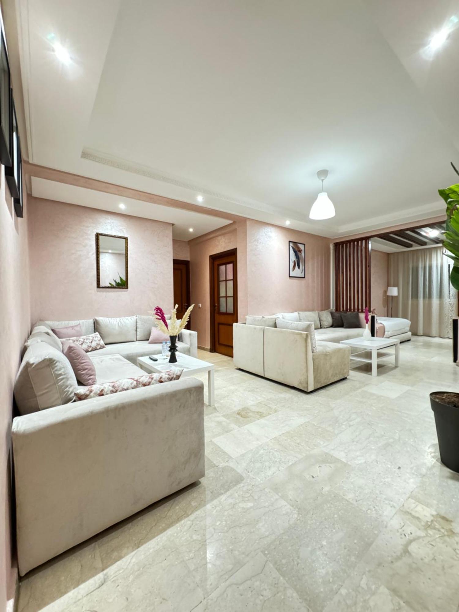 Suitouiss - Agdal 2 - Appartement A 2 Minutes De La Gare De Train Tgv Rabat Exterior photo